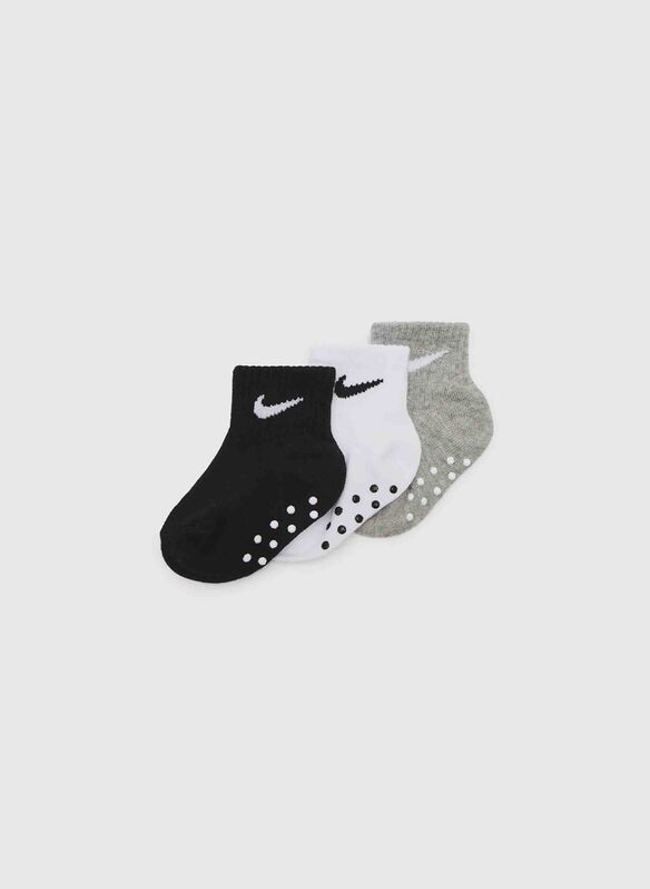 CALZA SWOOSH GRIPPER ANTISCIVOLO 3 PAIA INFANT, 023 BLKWHTGREY, medium