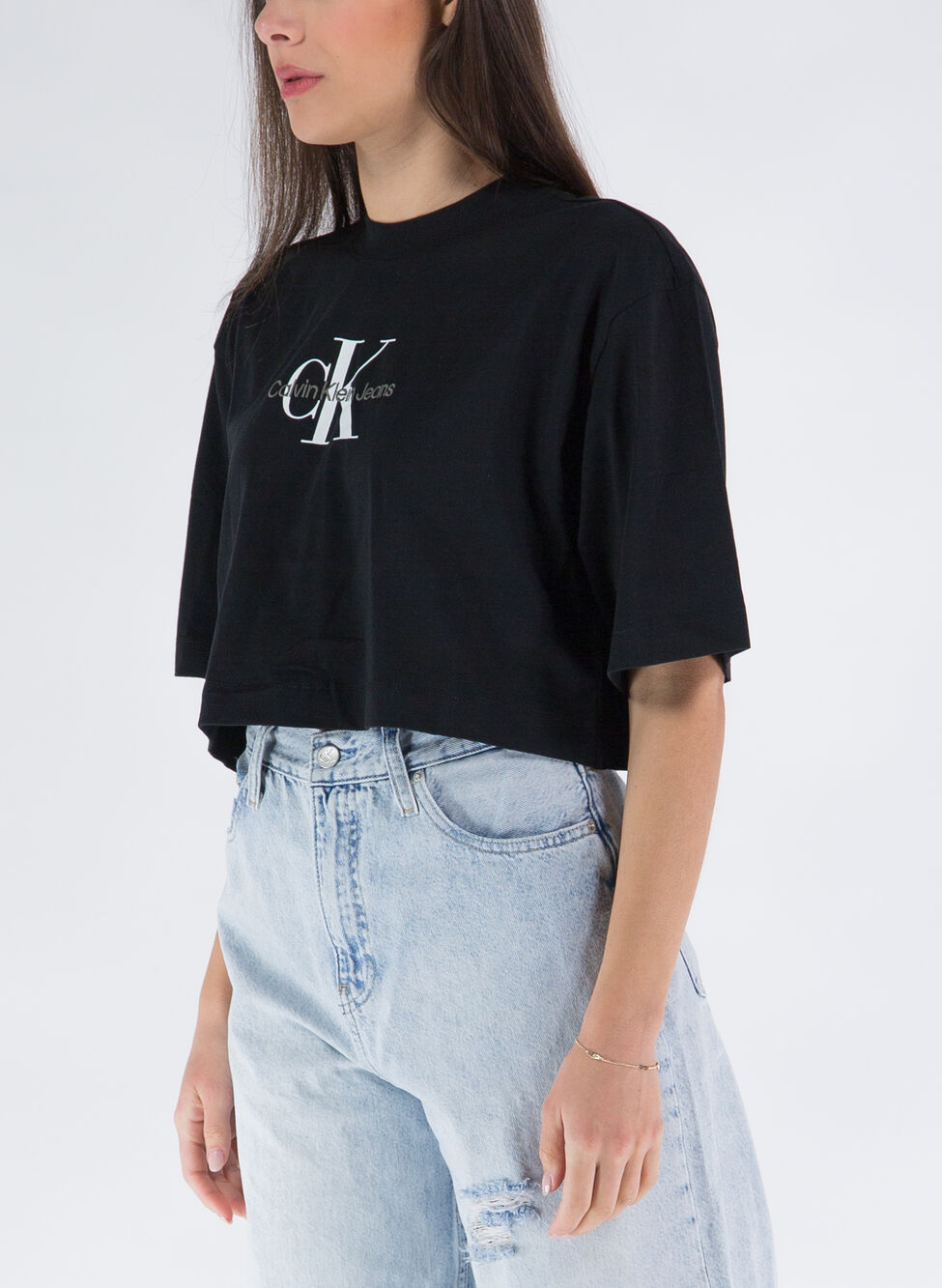 CALVIN KLEIN T-SHIRT CROP CON LOGO